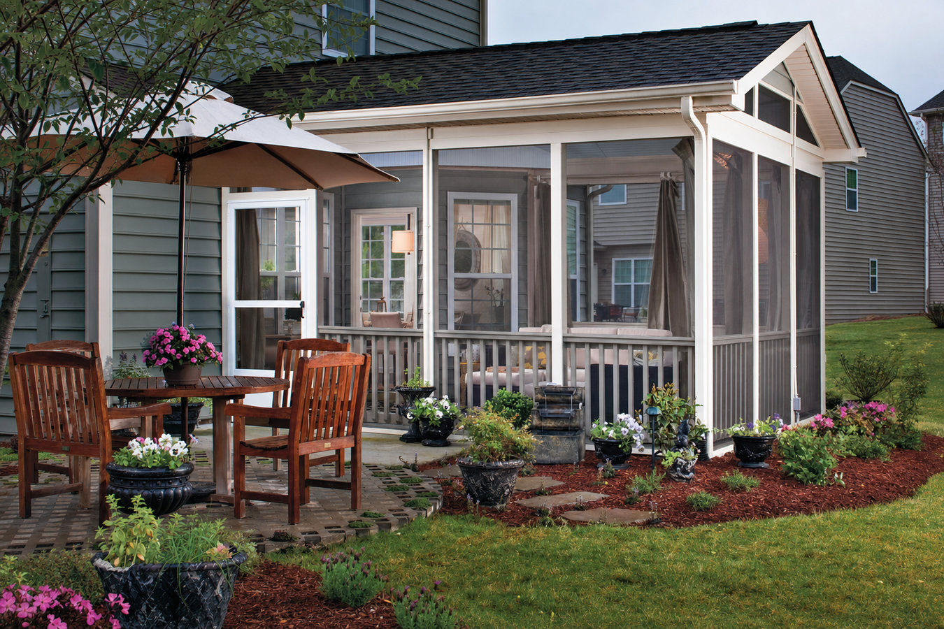 Screened-in porches and screened decks